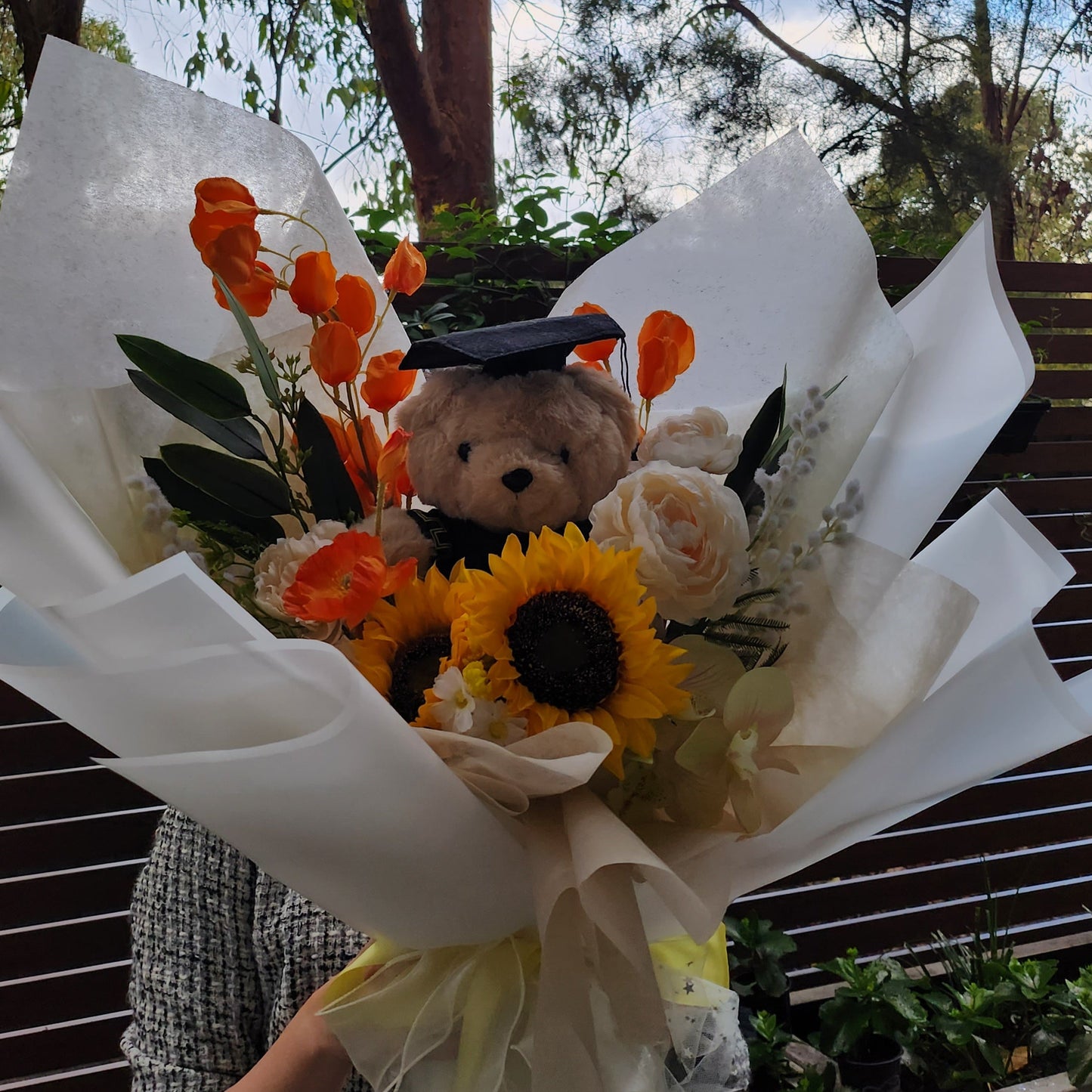 LARGE MIXED BOUQUET TEDDY BEAR GRADUATION BOUQUET PICK UP RINGWOOD