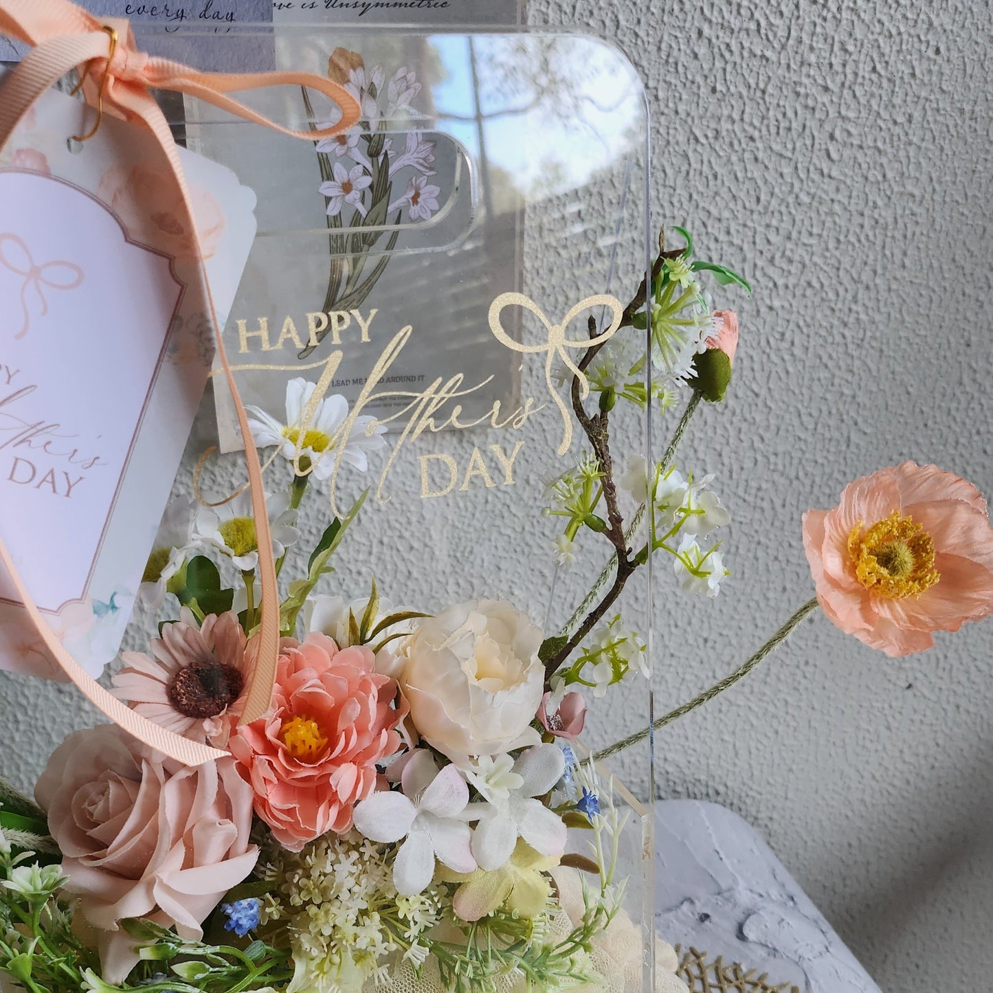 Mother's day / Anniversary / Birthday / Graduation unique gift acrylic handheld flower gift box, featuring lifelike artificial blooms