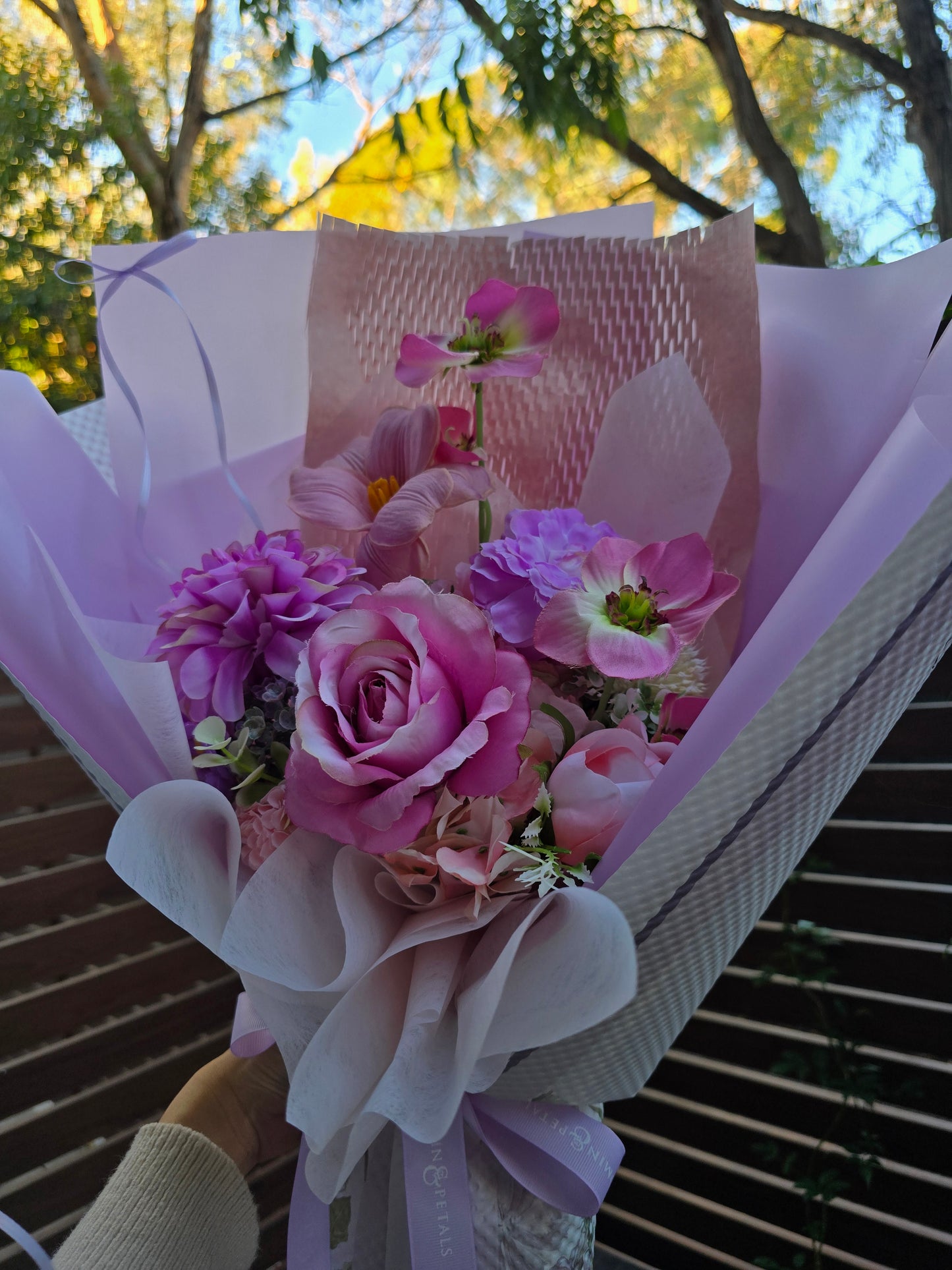 Elegant Rose Silk flowers arrangement bouquet (medium size)
