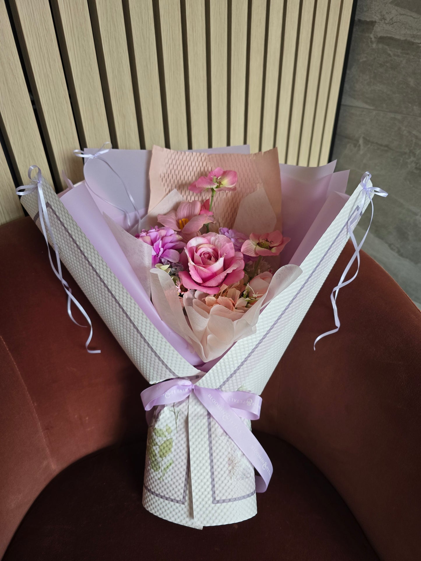 Elegant Rose Silk flowers arrangement bouquet (medium size)