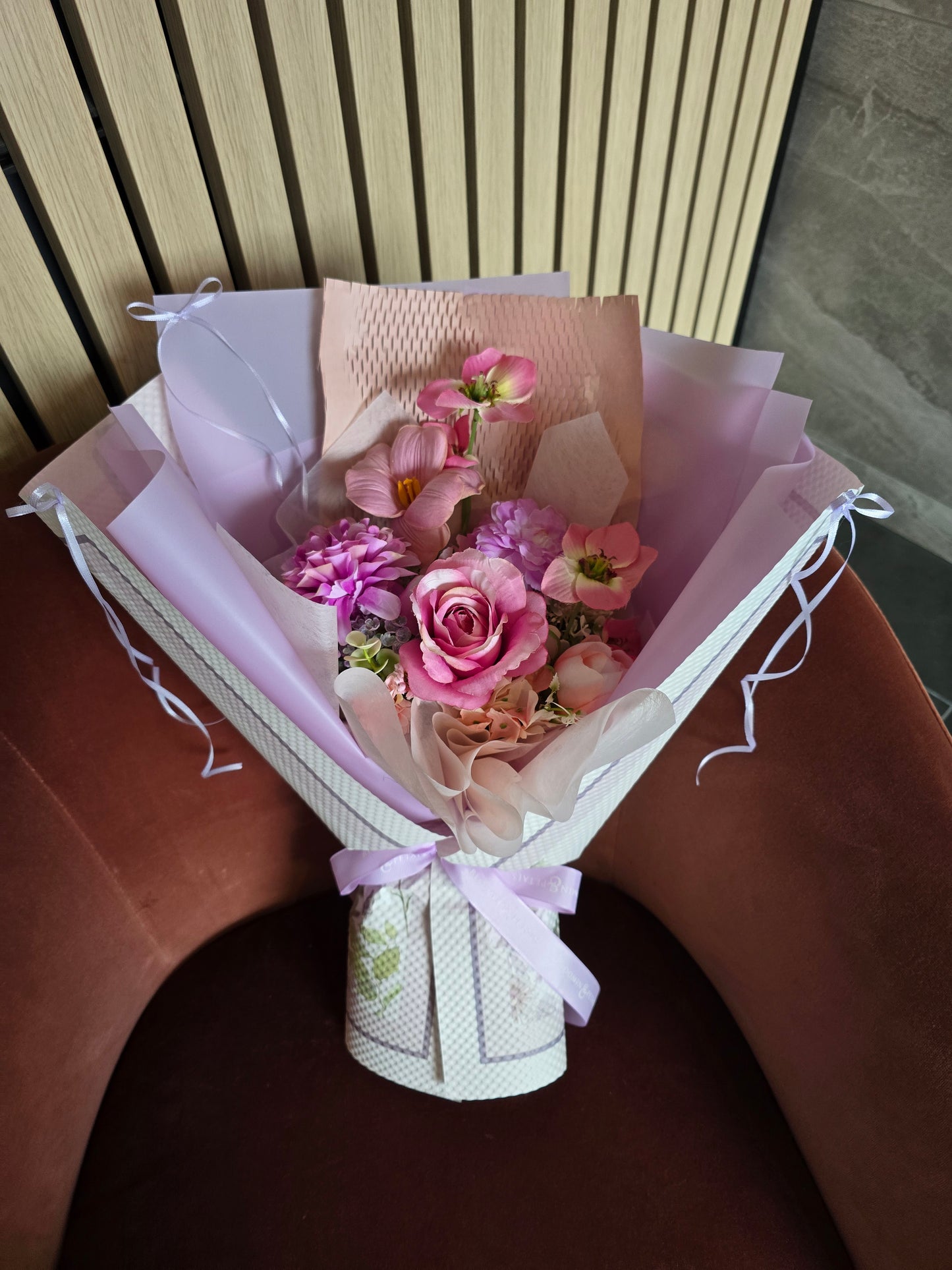 Elegant Rose Silk flowers arrangement bouquet (medium size)