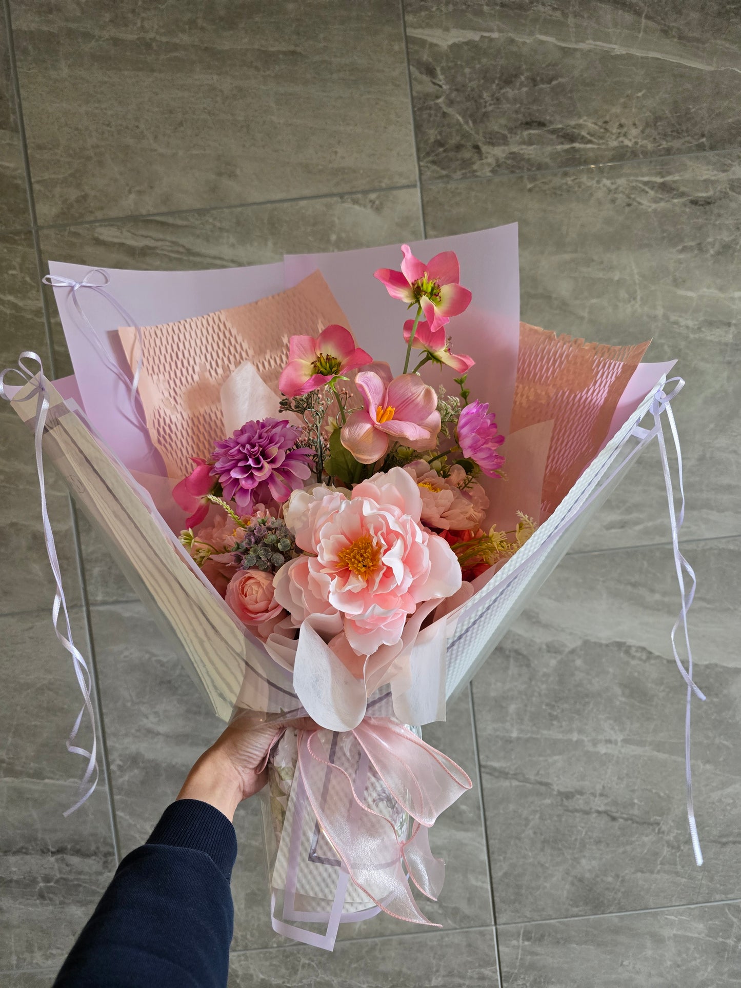 Elegant Peony Silk flowers arrangement bouquet