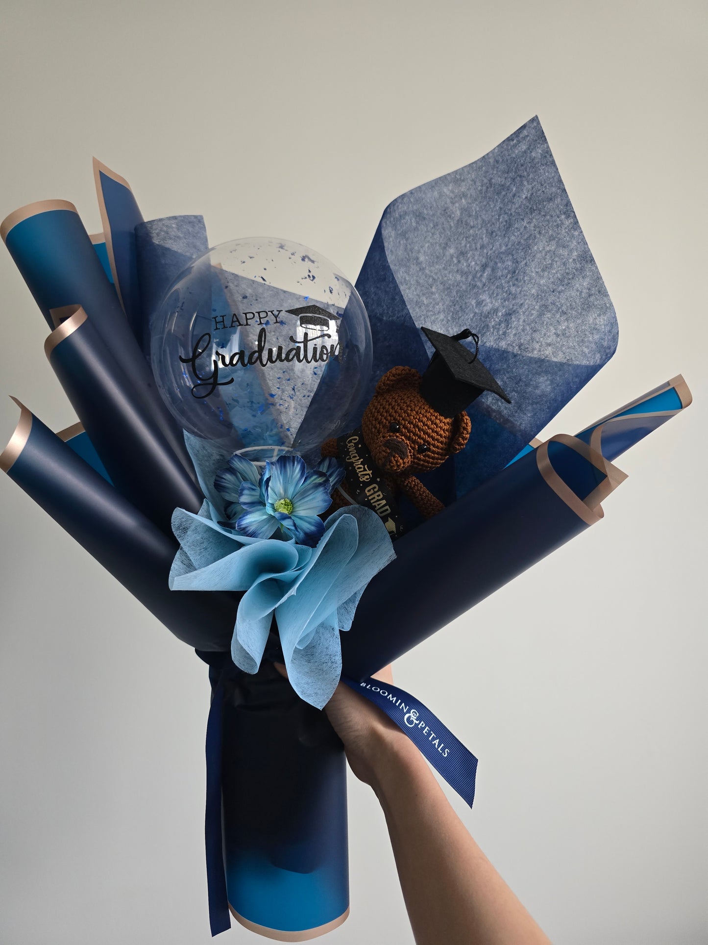 Crochet teddy bear with balloon perfect bouquet for your graduation