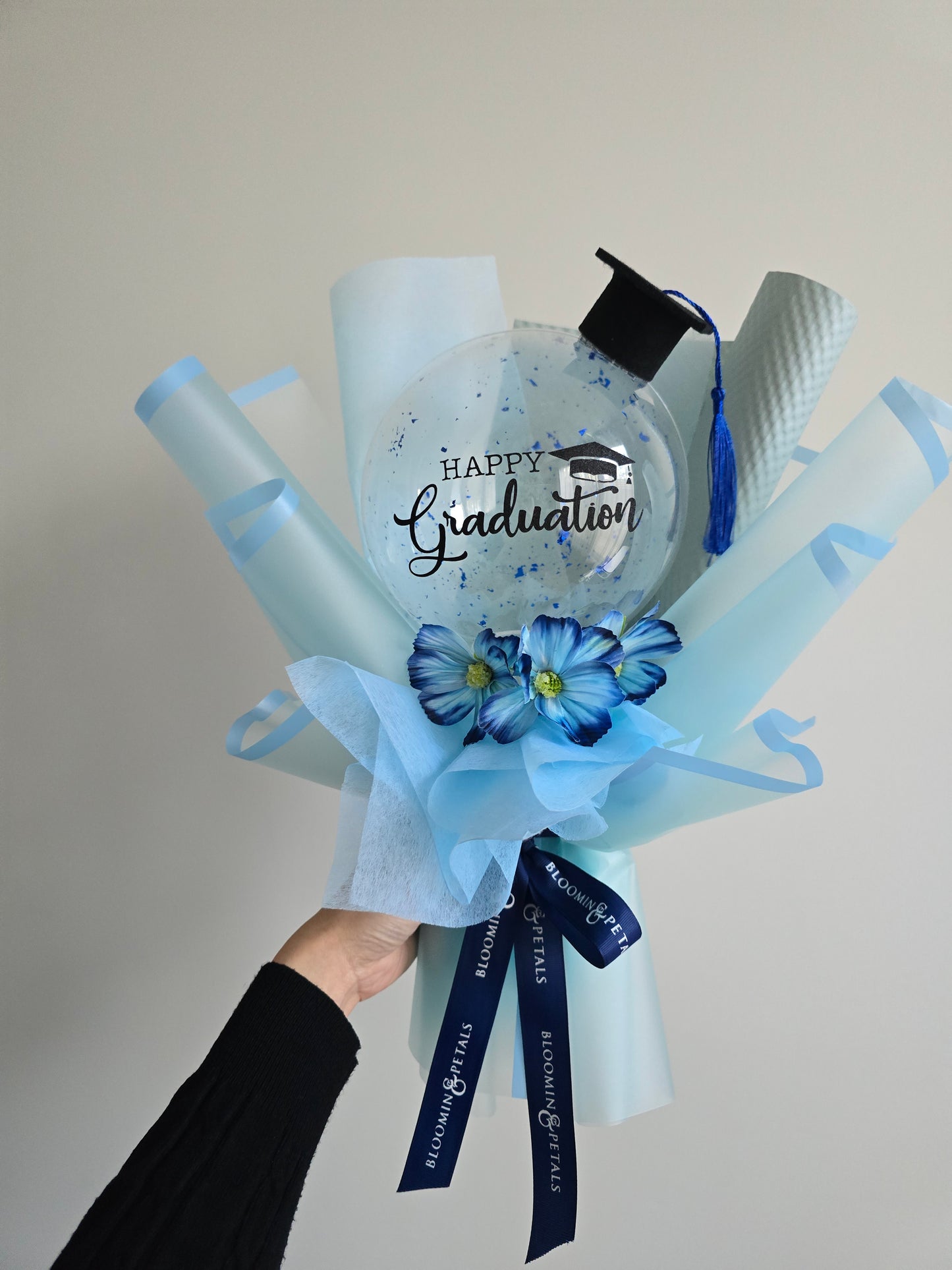 Blue Graduation Balloon Bouquet with Artificial Flowers & Cap – Handmade Class of 2025 Gift | Buy 3 or 6 Bundles to Save More