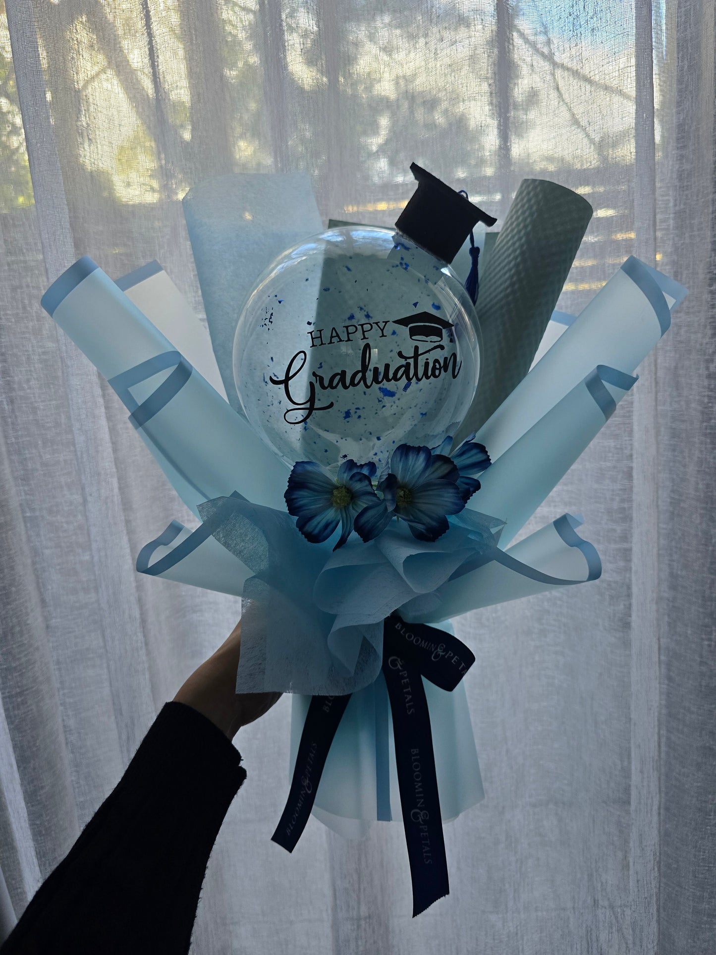 Blue Graduation Balloon Bouquet with Artificial Flowers & Cap – Handmade Class of 2025 Gift | Buy 3 or 6 Bundles to Save More