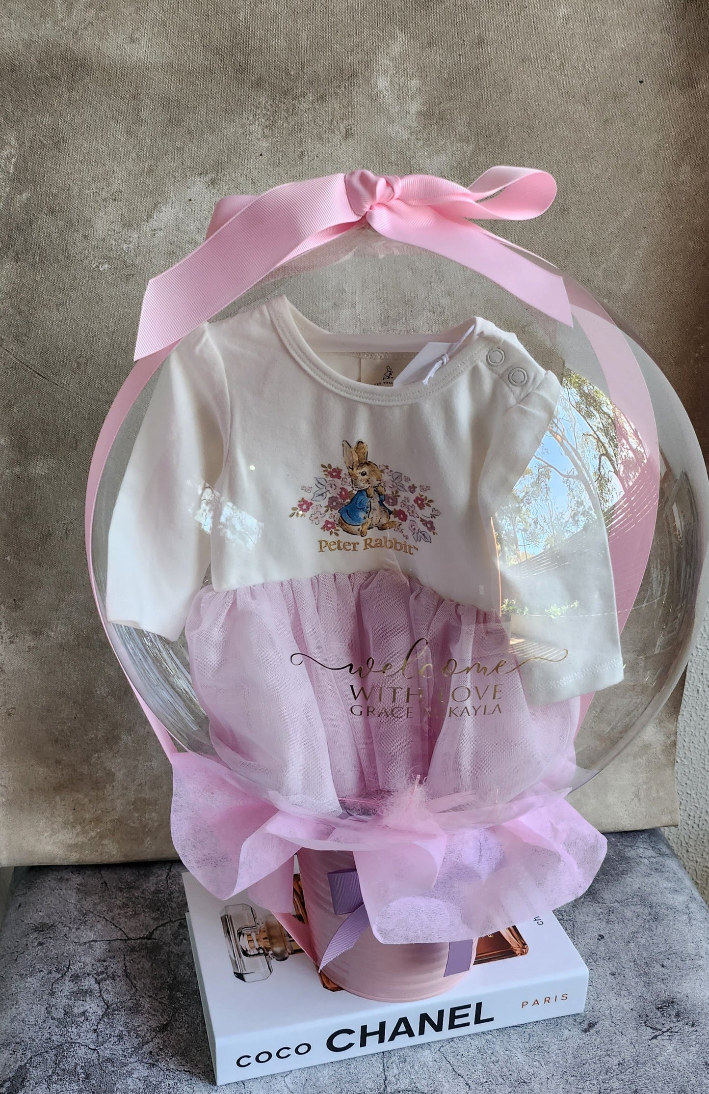 Baby gift set for welcoming baby