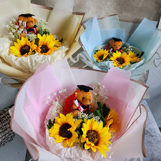 Sunflower graduation bouquet