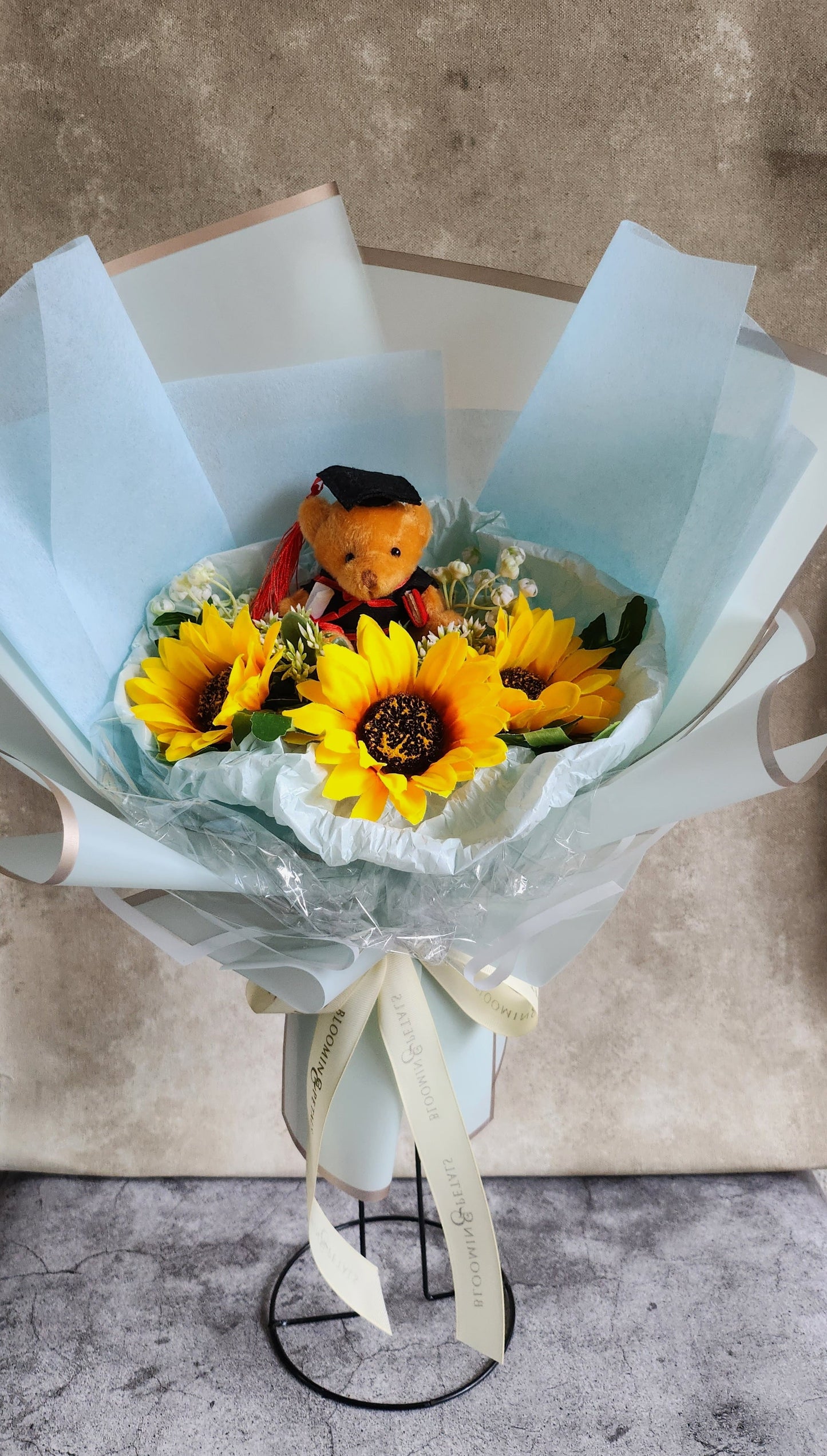 Sunflower graduation bouquet