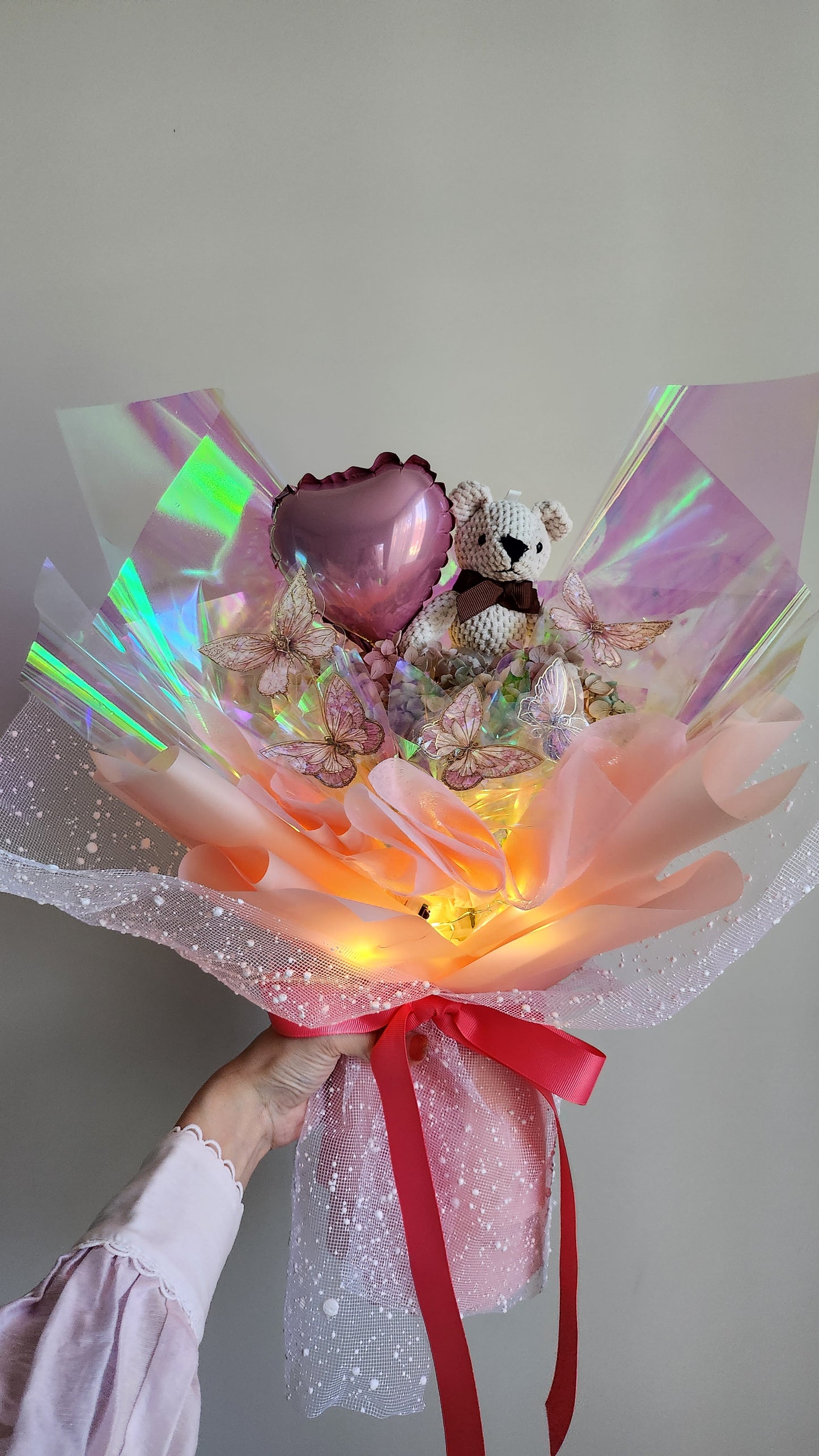 HOLOGRAM LIGHT UP BUTTERFLY BOUQUET