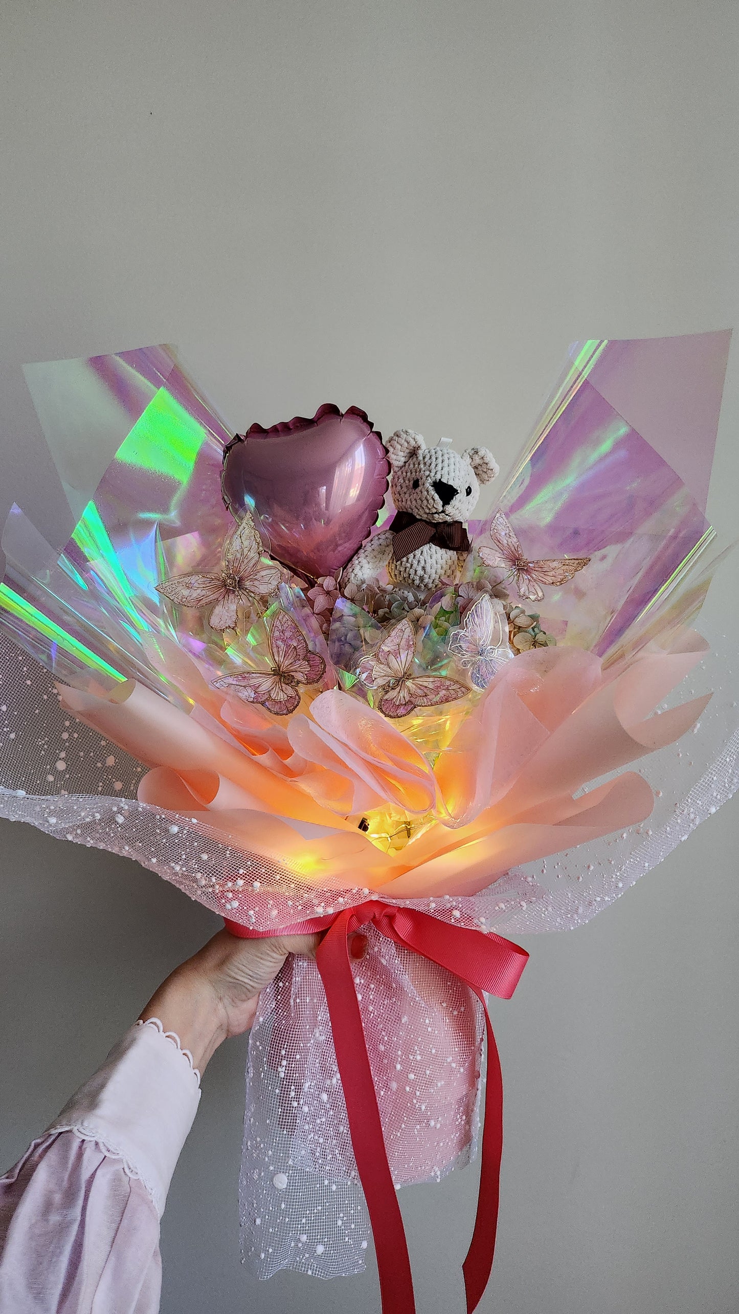 HOLOGRAM LIGHT UP BUTTERFLY BOUQUET