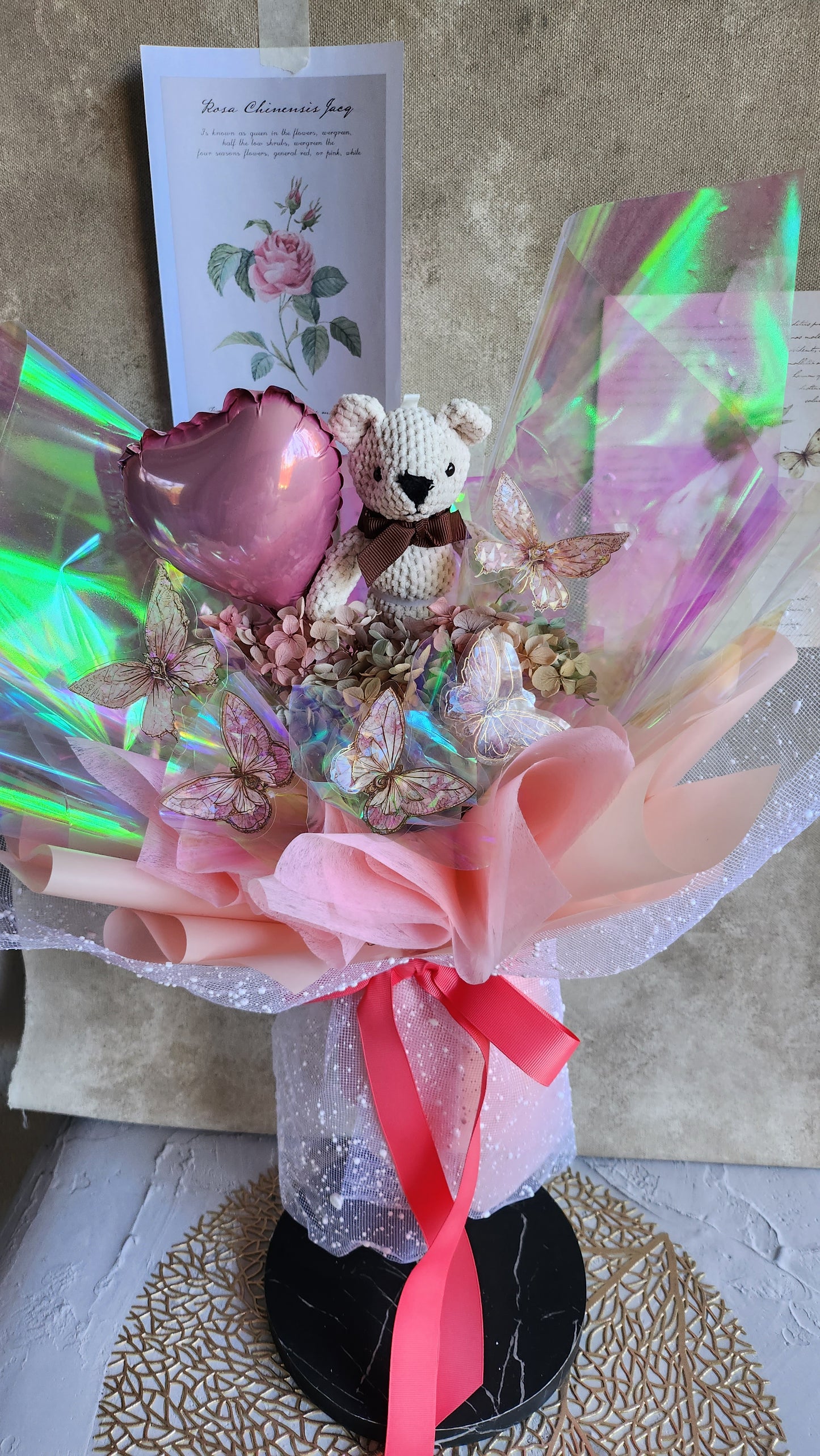 HOLOGRAM LIGHT UP BUTTERFLY BOUQUET