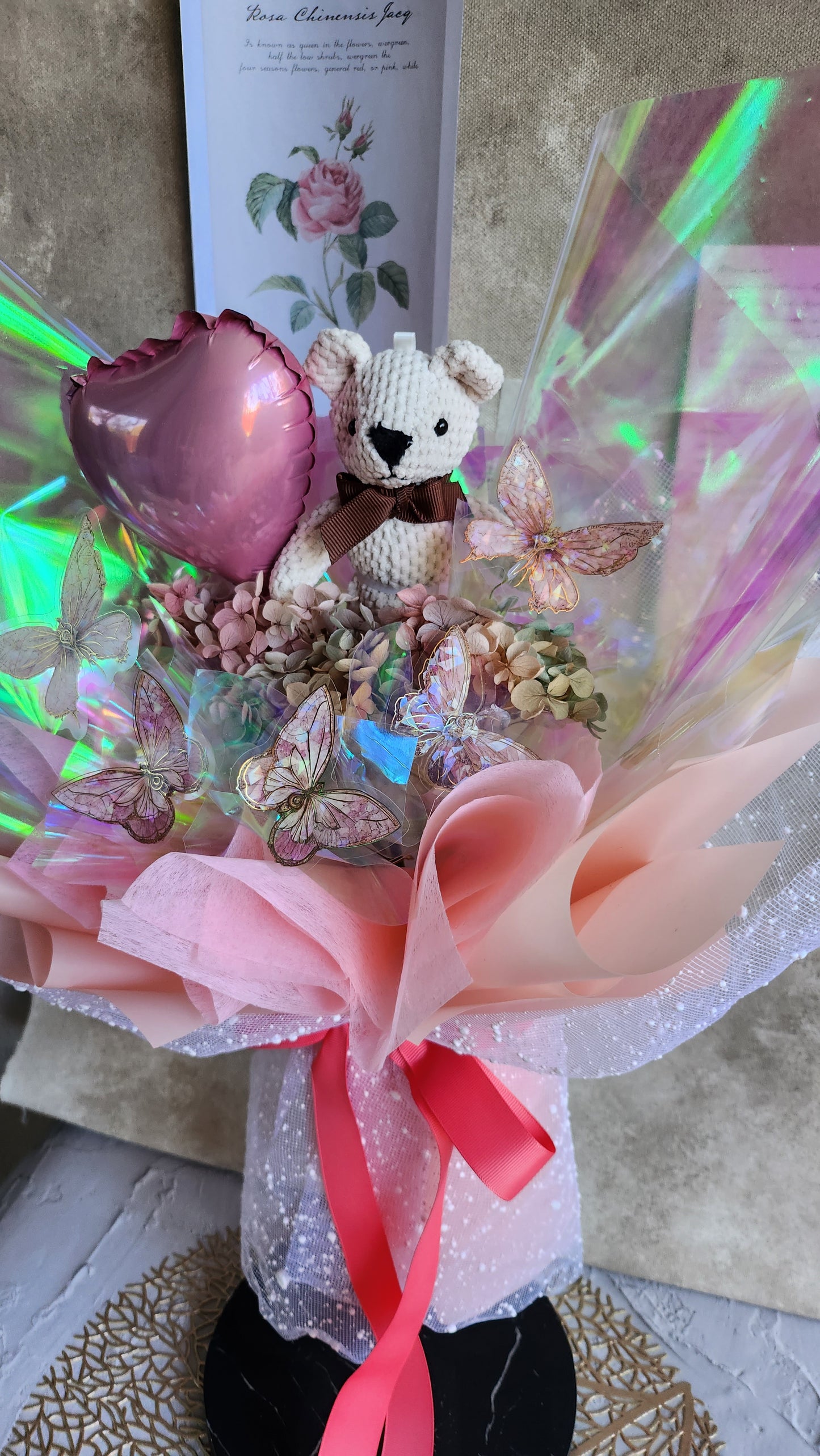 HOLOGRAM LIGHT UP BUTTERFLY BOUQUET