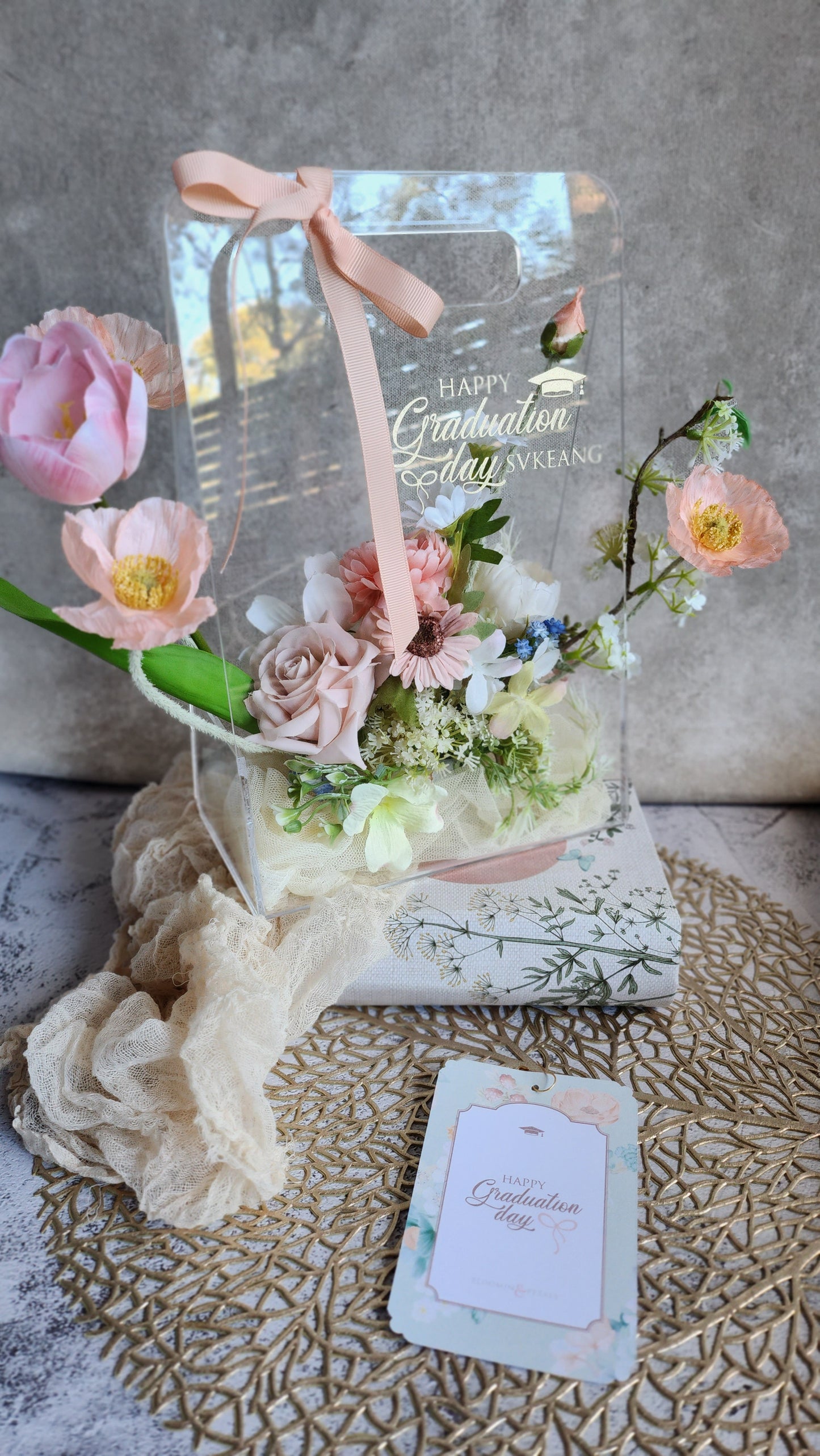 Mother's day / Anniversary / Birthday / Graduation unique gift acrylic handheld flower gift box, featuring lifelike artificial blooms