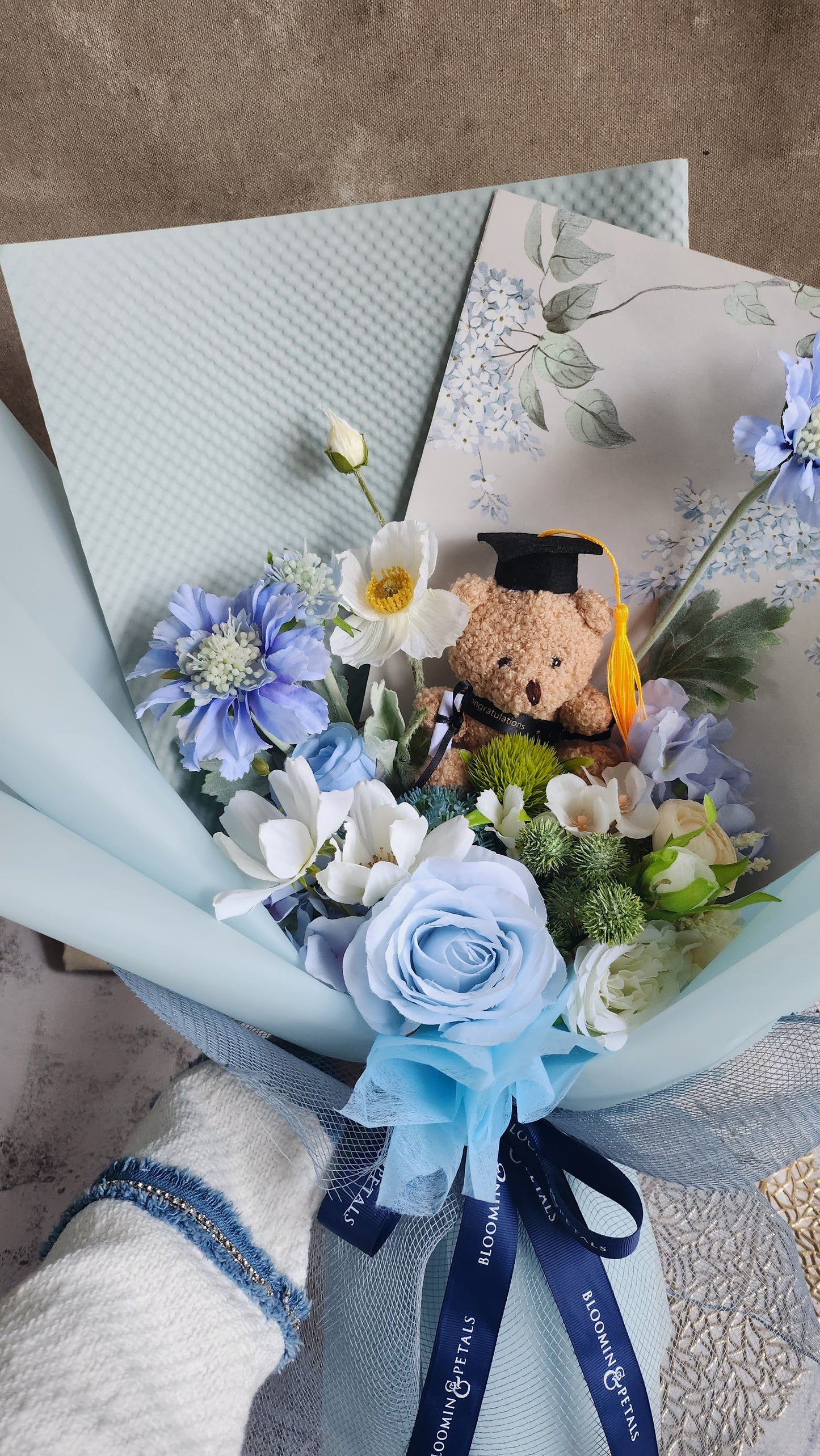 LIMITED EDITION BOUQUET WITH MEDIUM TEDDY BEAR GRADUATION BOUQUET