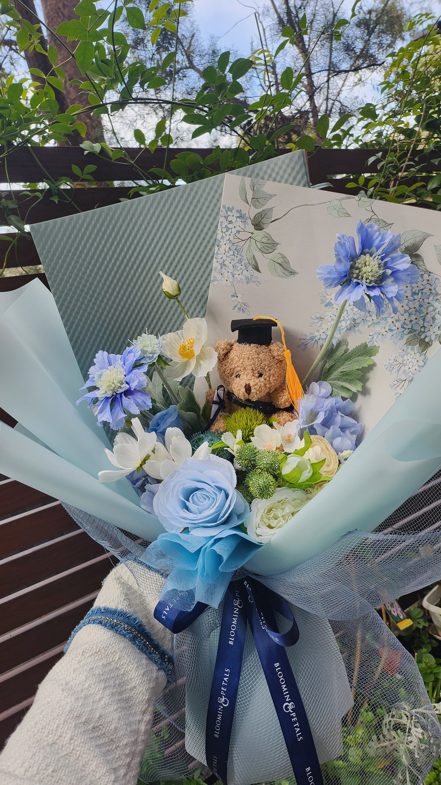 LIMITED EDITION BOUQUET WITH MEDIUM TEDDY BEAR GRADUATION BOUQUET