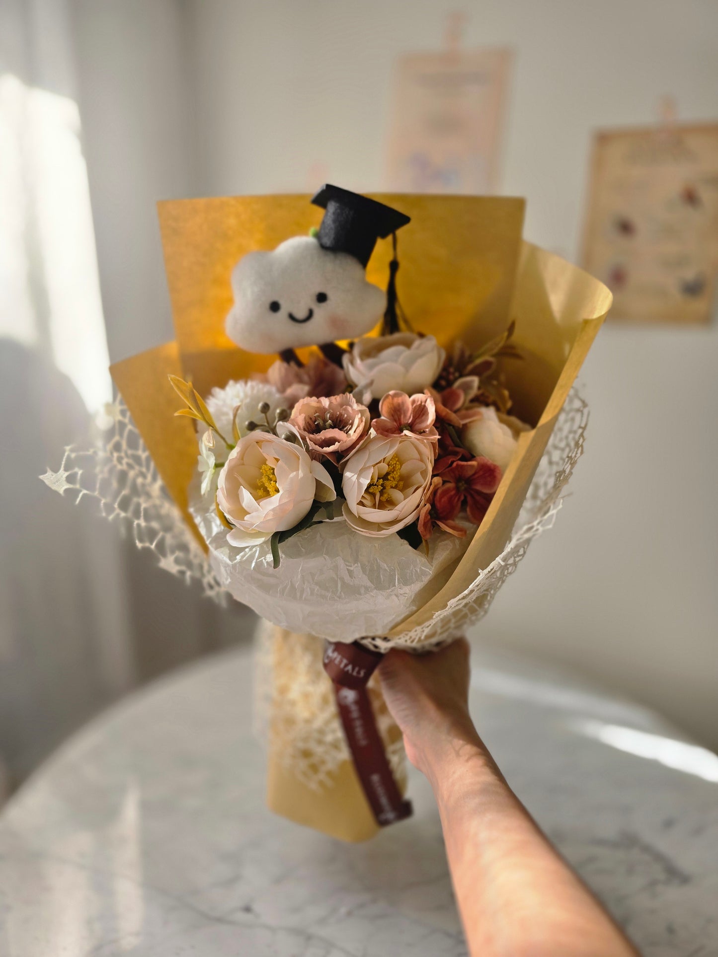 NEW CLOUD PLUSHIE NEUTRAL GRADUATION BOUQUET